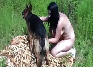 Outdoor good dog zoo porn with a chubby brunette